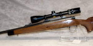 Remington 700 30.06 W/ scope  SUPER NICE